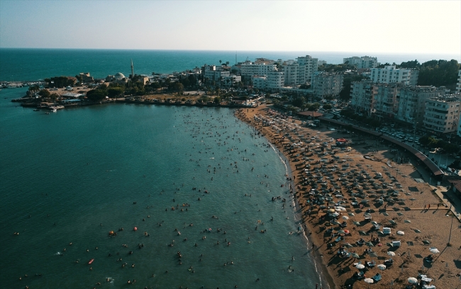 Türkiye plajlarında 459 mavi bayrak dalgalanıyor